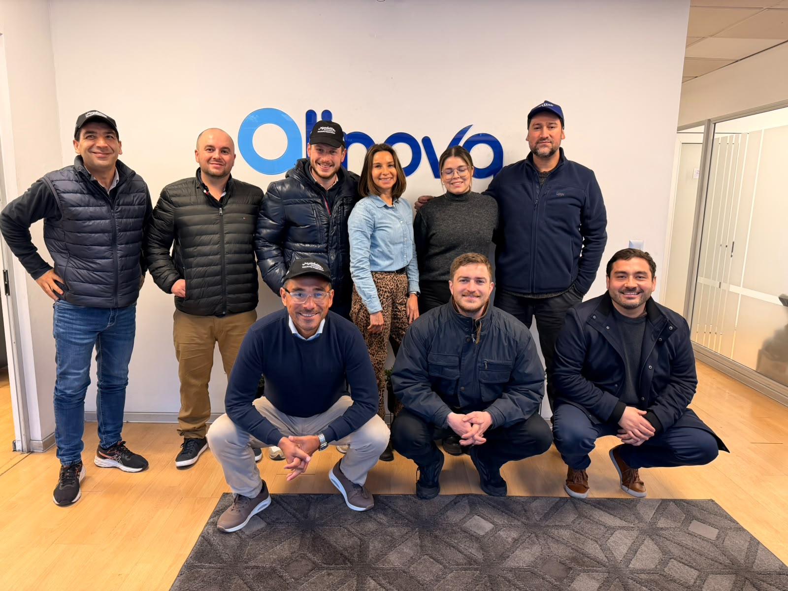 Equipo Alinova en oficinas centrales · Viña del Mar